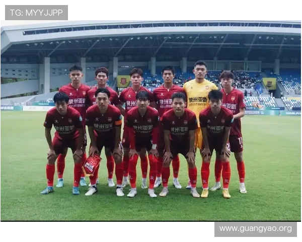 亚新足球官网详细介绍球队阵容、球员数据以及赛程安排帮助球迷全面了解球队最新动态 亚新足球官网详细介绍球队阵容、球员数据以及赛程安排帮助球迷全面了解球队最新动态